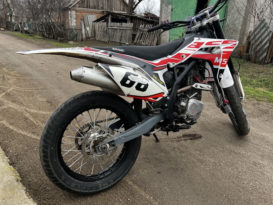 Эндуро мотоцыкл BSE m5