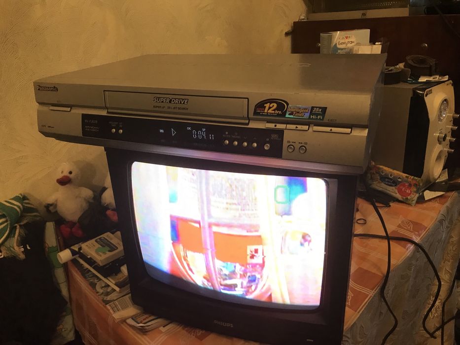 Відеомагнітофон NV-FJ 628 програвач