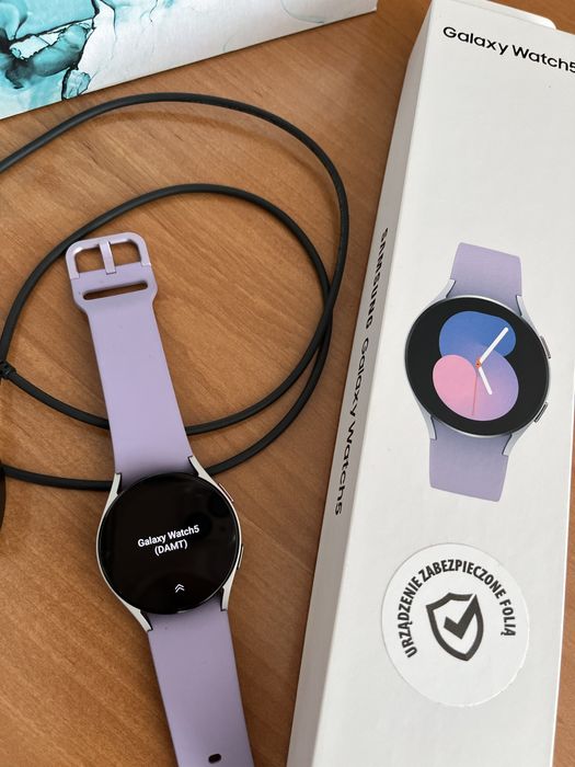 Smartwatch Samsung Galaxy Watch 5 - LTE - NFC - Srebrny - Fioletowy