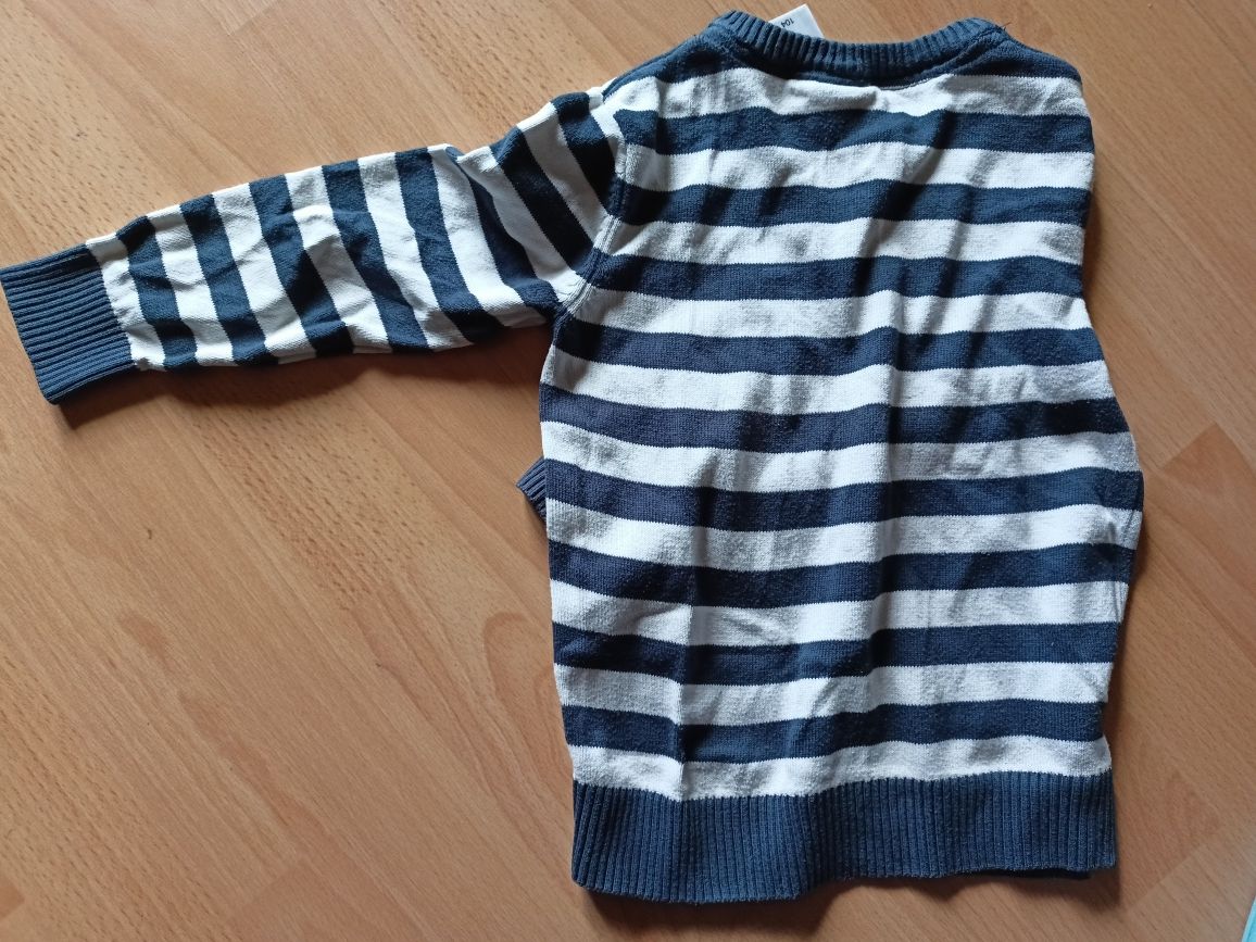 Sweter, sweterek rozmiar 104