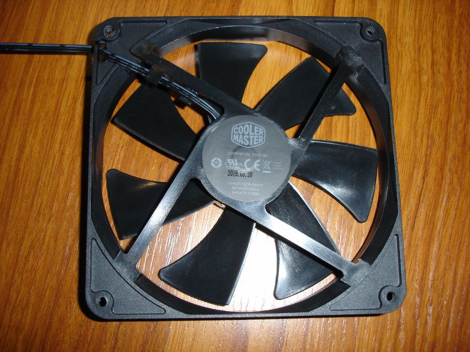 Ventoinhas/Fans Cooler Master 140mm "NOVAS"
