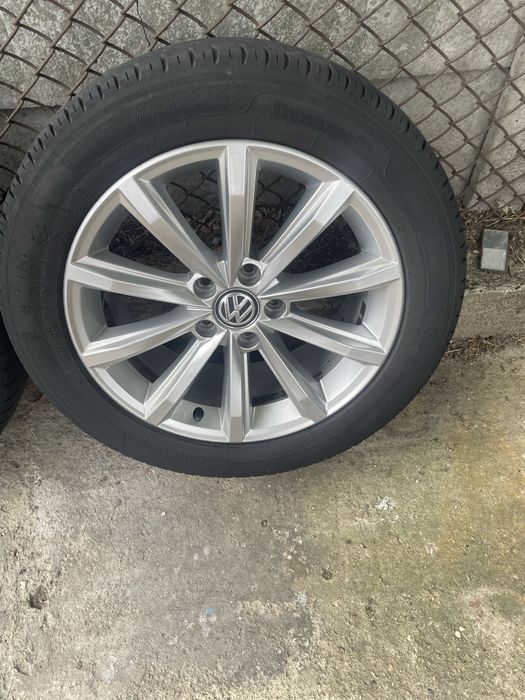 Alufelgi kola  vw 17 model LONDON opony Kleber