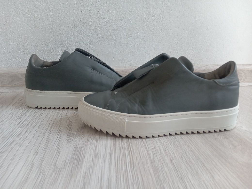 Axel Arigato sneakersy 37