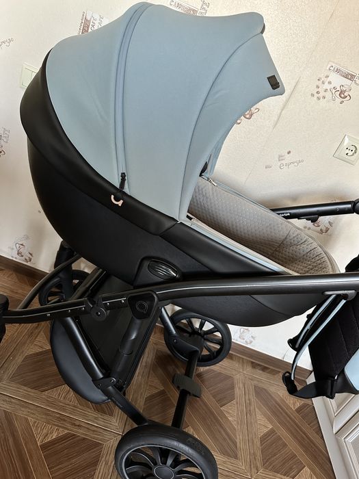 Продам коляску 3 в 1 Anex m/type