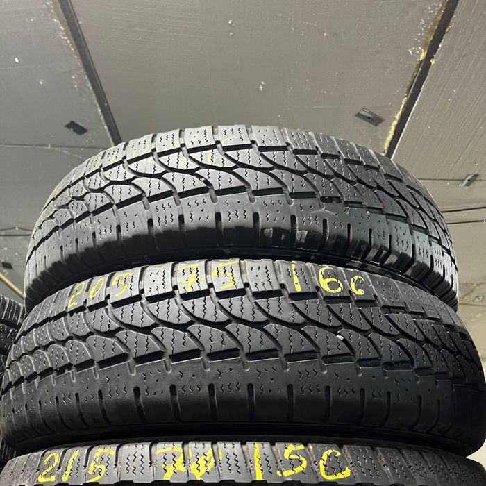 Пара зимової гуми 205/75/16c Riken