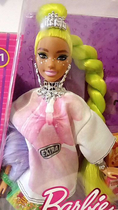 Барбі екстра Barbie Extra Doll &Accessories
