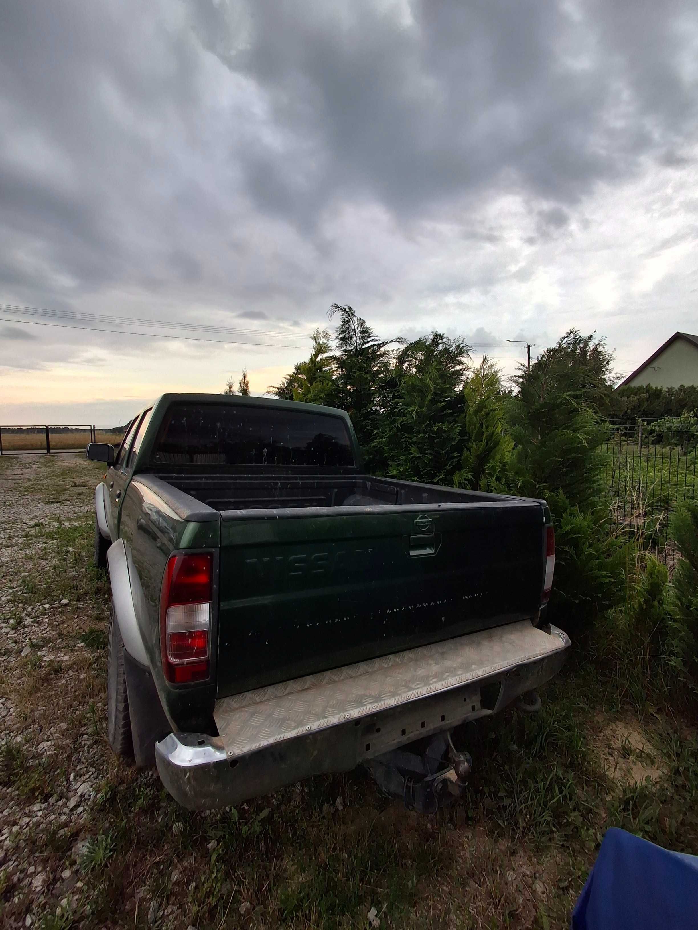Nissan navara picup
