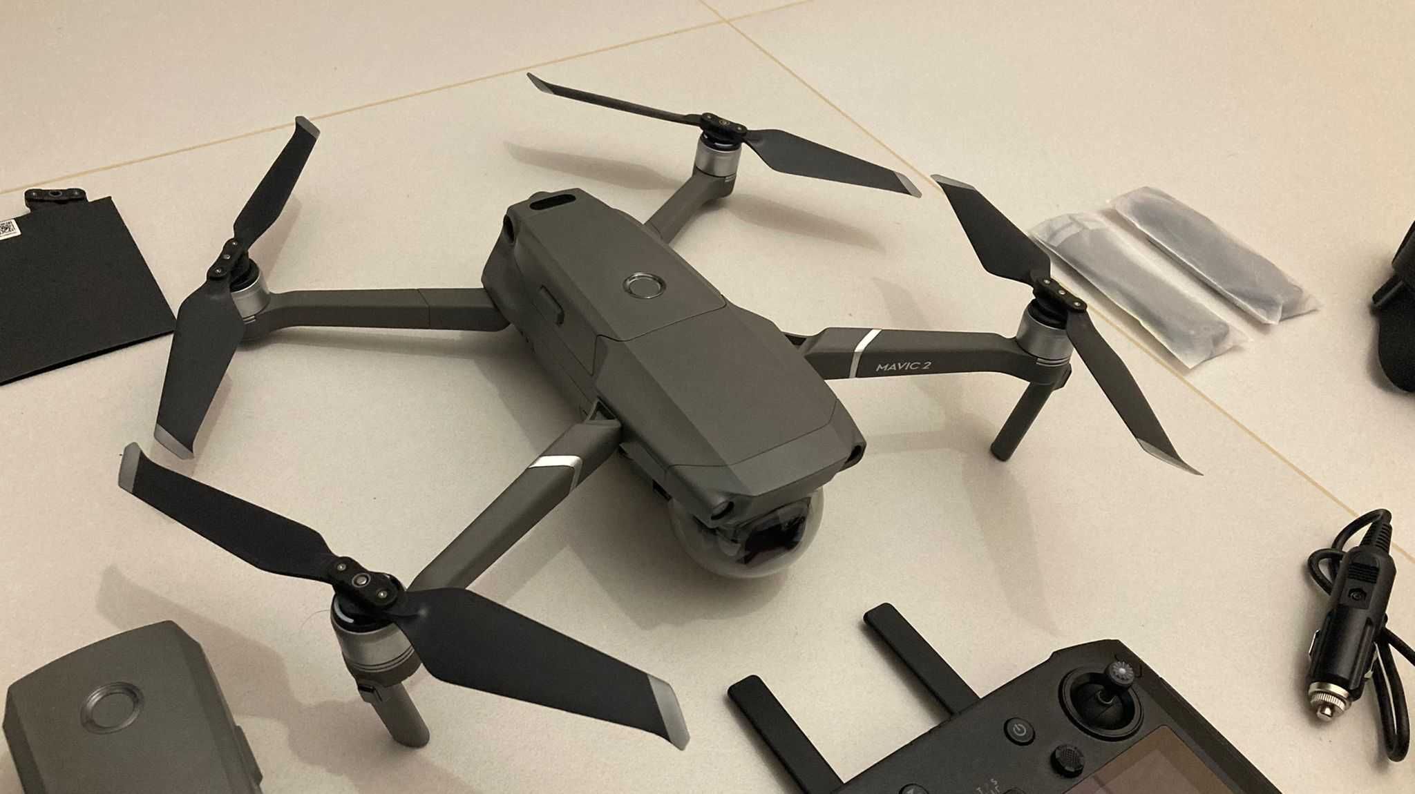 Mavic 2 Pro + Smart Controller + walizka + Fly more kit