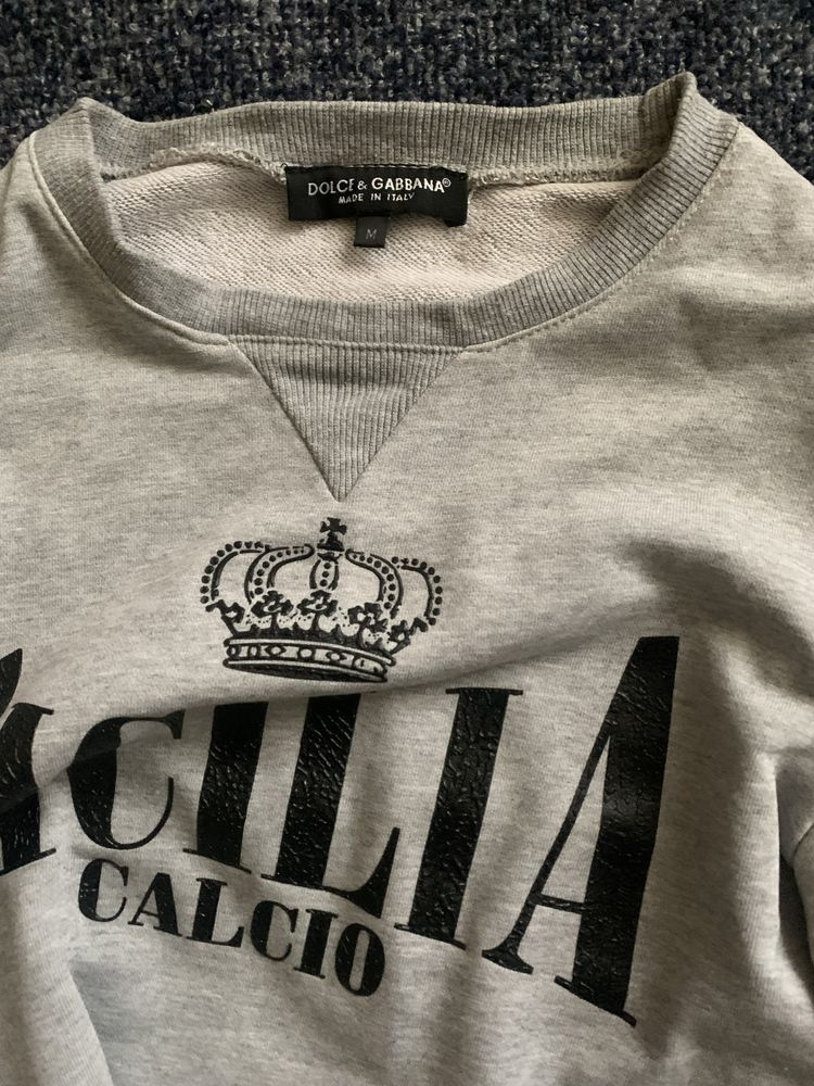 Свитера H&M и Долче Габбана