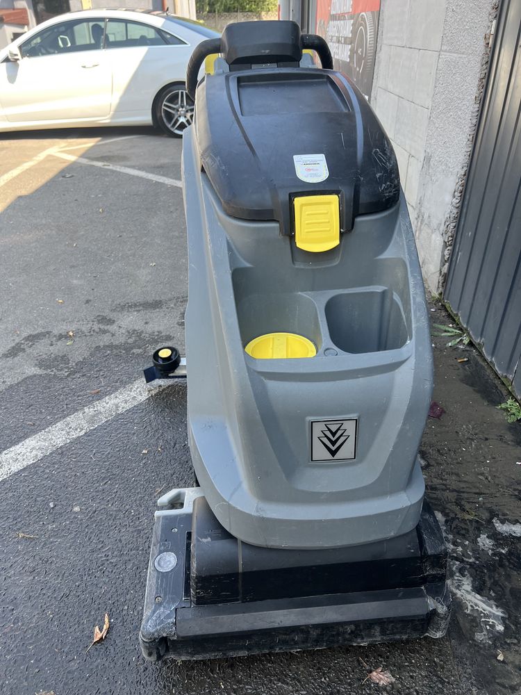 Karcher szorowarka B40 C wersja R