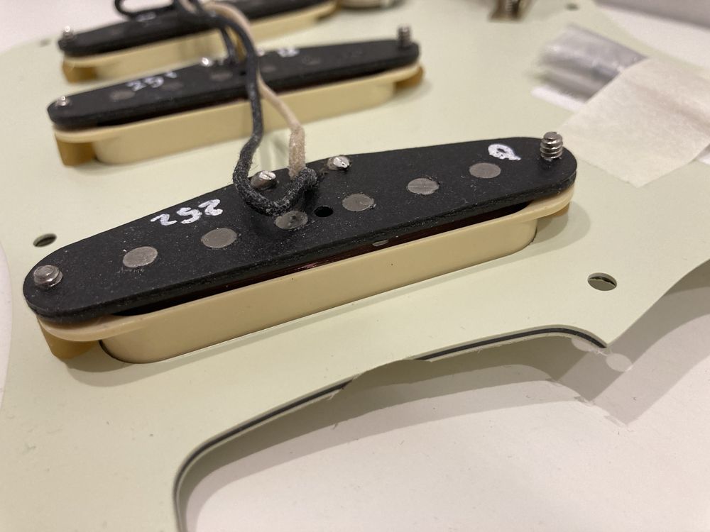Fender Stratocaster Robert Cray CUSTOM SHOP Pickup Set звукосниматели