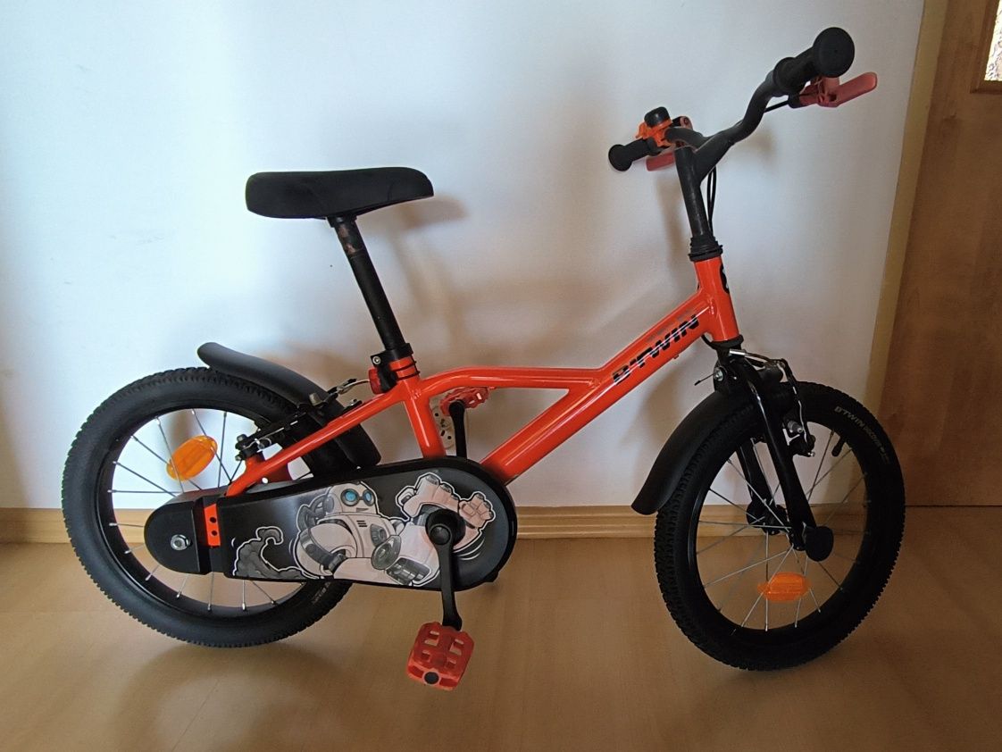 Dziecięcy rower Btwin 500 Robot 16 cali + kask GRATIS


+1
Widoczny na