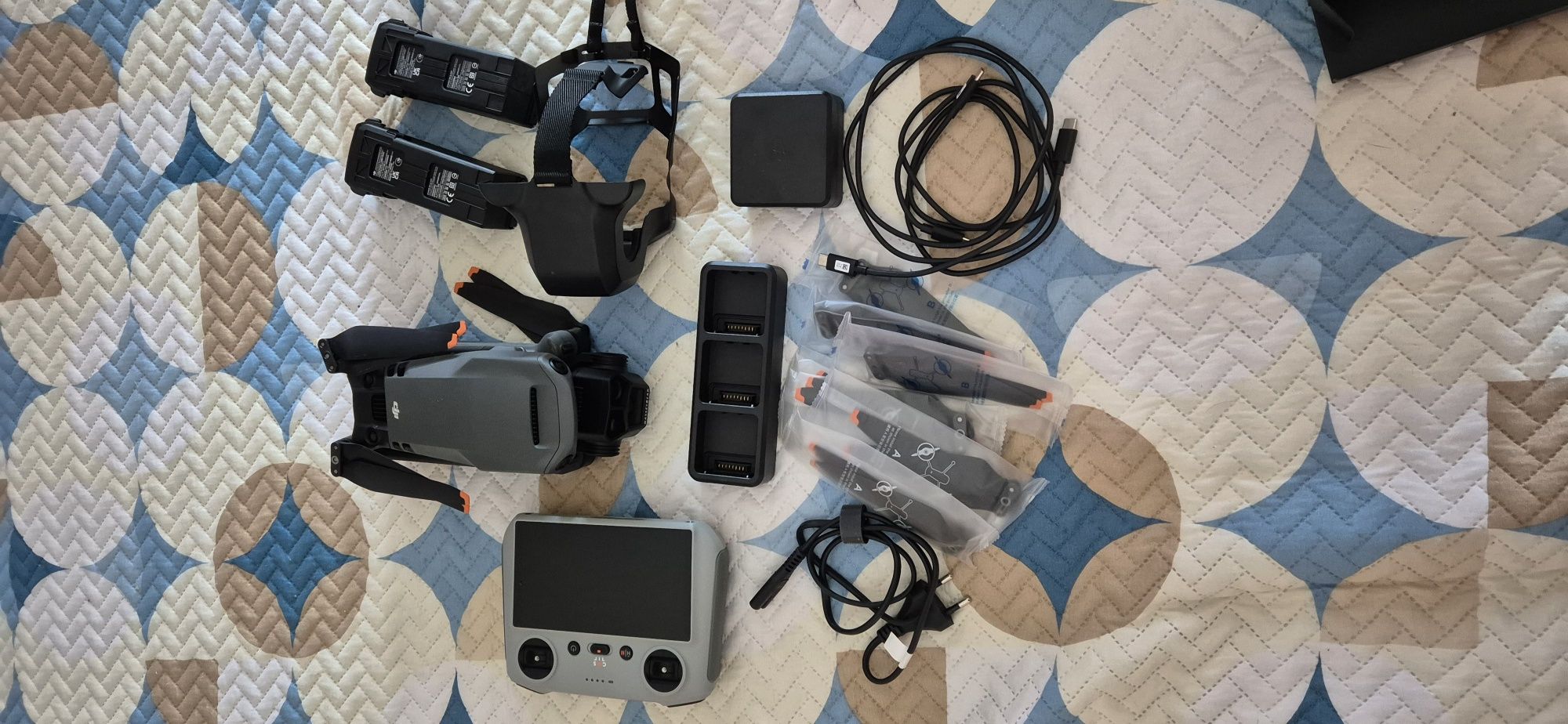 Drone dji mavic 3 pro fly more combo