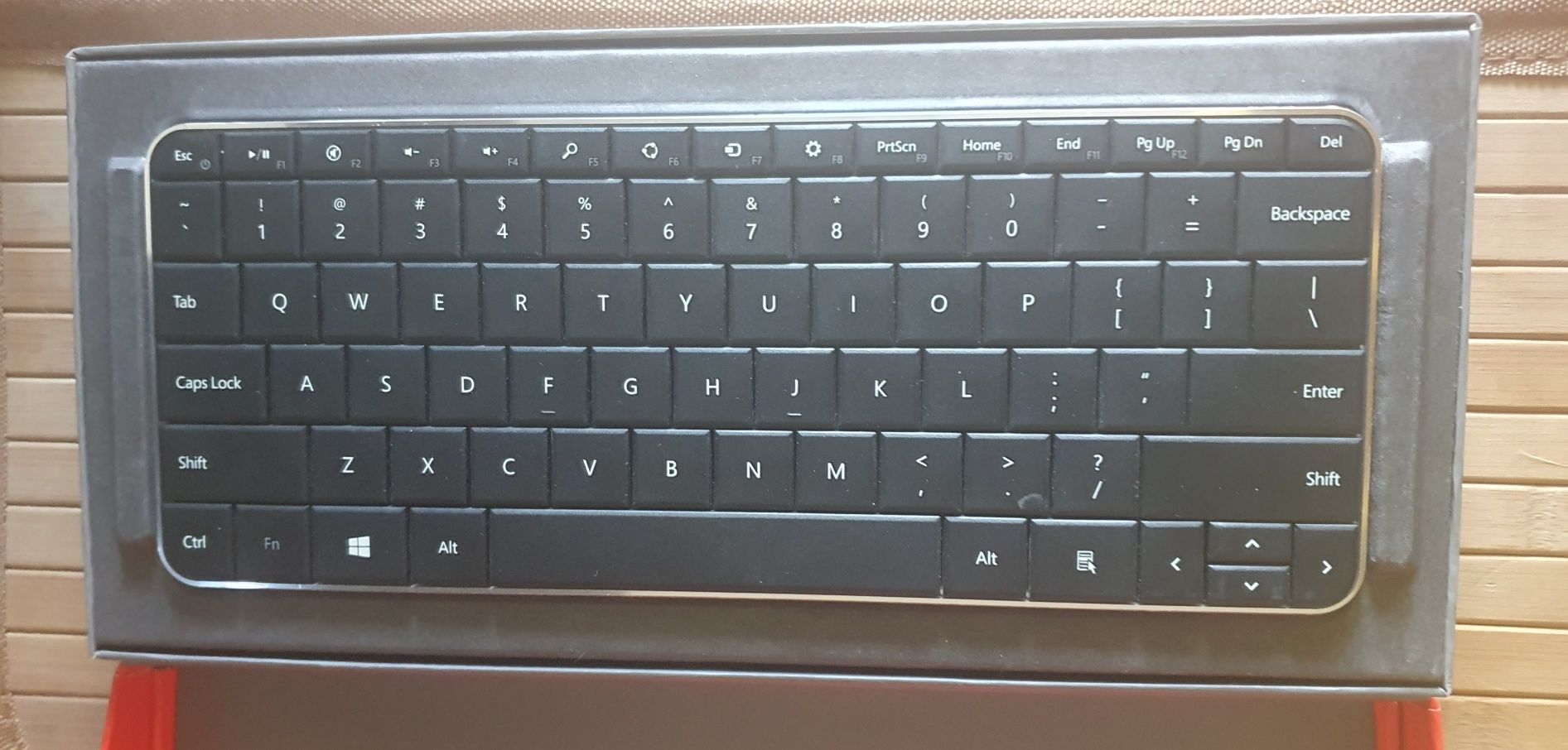 Microsoft Wedge Mobile Keyboard