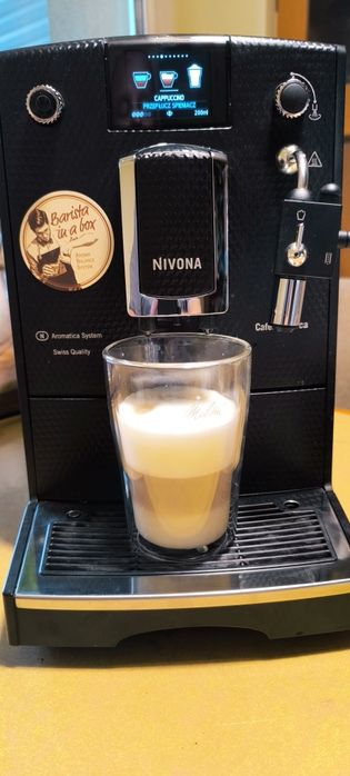Ekspres Nivona NICR 680. Sprawny. Bardzo ladny stan
Ekspres wyczyszczo