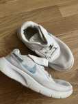 Кросівки nike 30