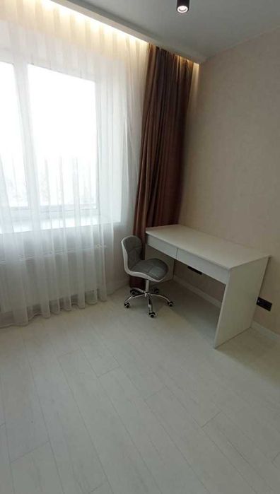 Продам простору   3к квартиру ЖК Аржанова, пр. Слобожанського.