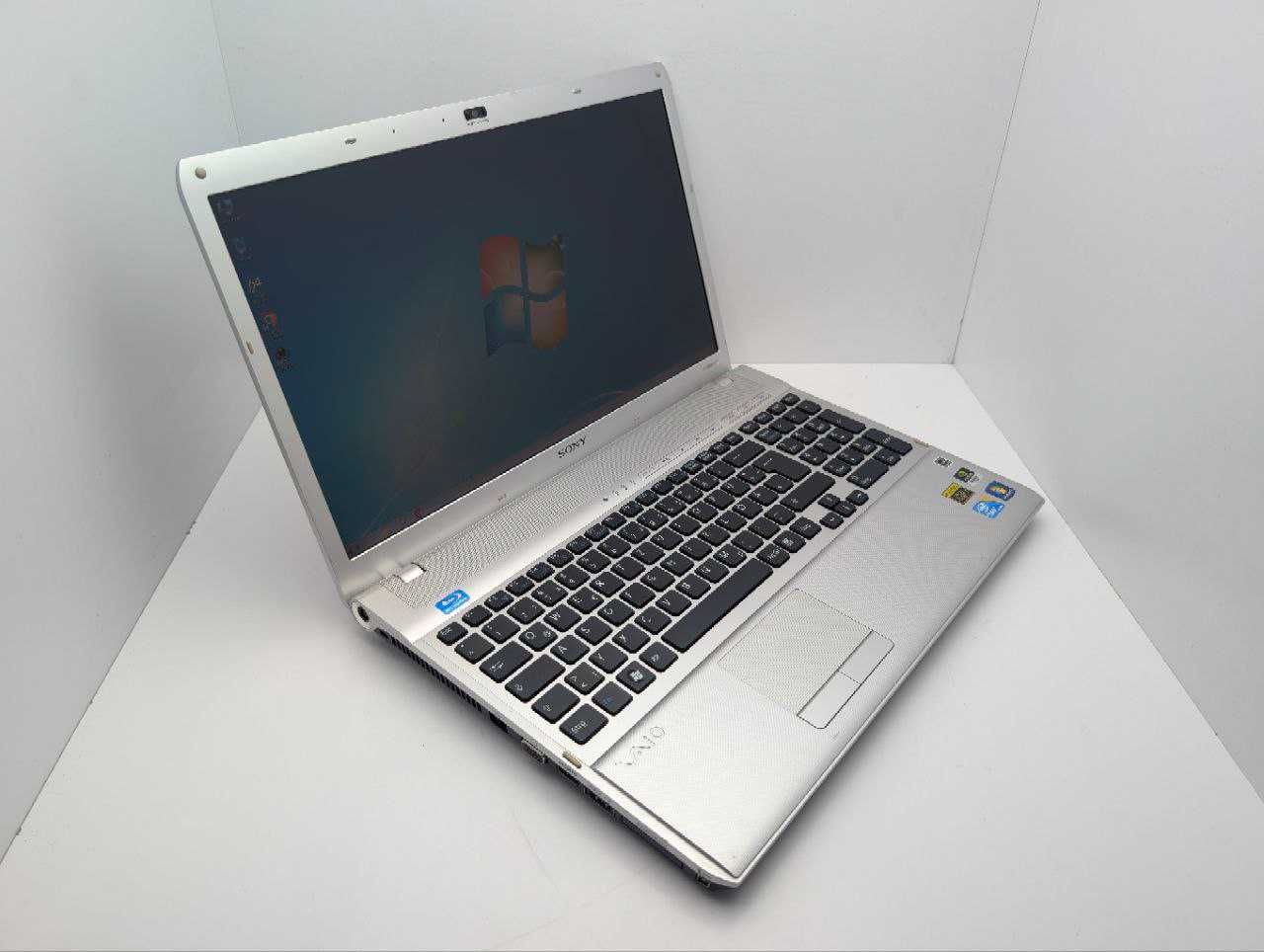 SONY VPCF1 Intel i5-560M Ram:8gb HDD:500Gb nVIDIA 425M 1gb 16.2' FHD