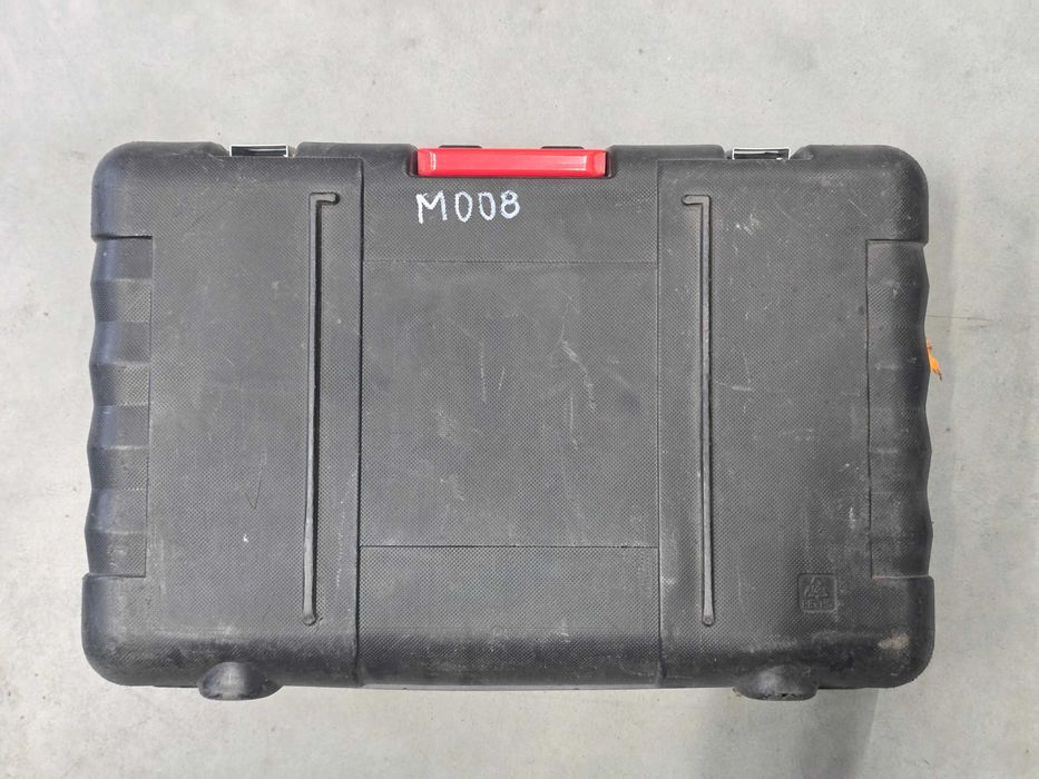 Młot wyburzeniowy SDS max 1200W 58G876 GRAPHITE