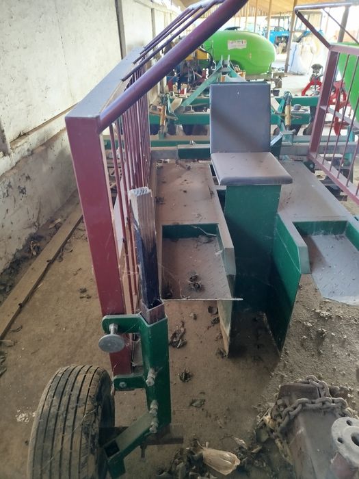 Продам платформу для висадки саджанців фундука та плодових саджанців.