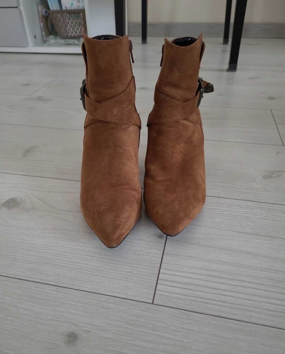 Botki damskie 39