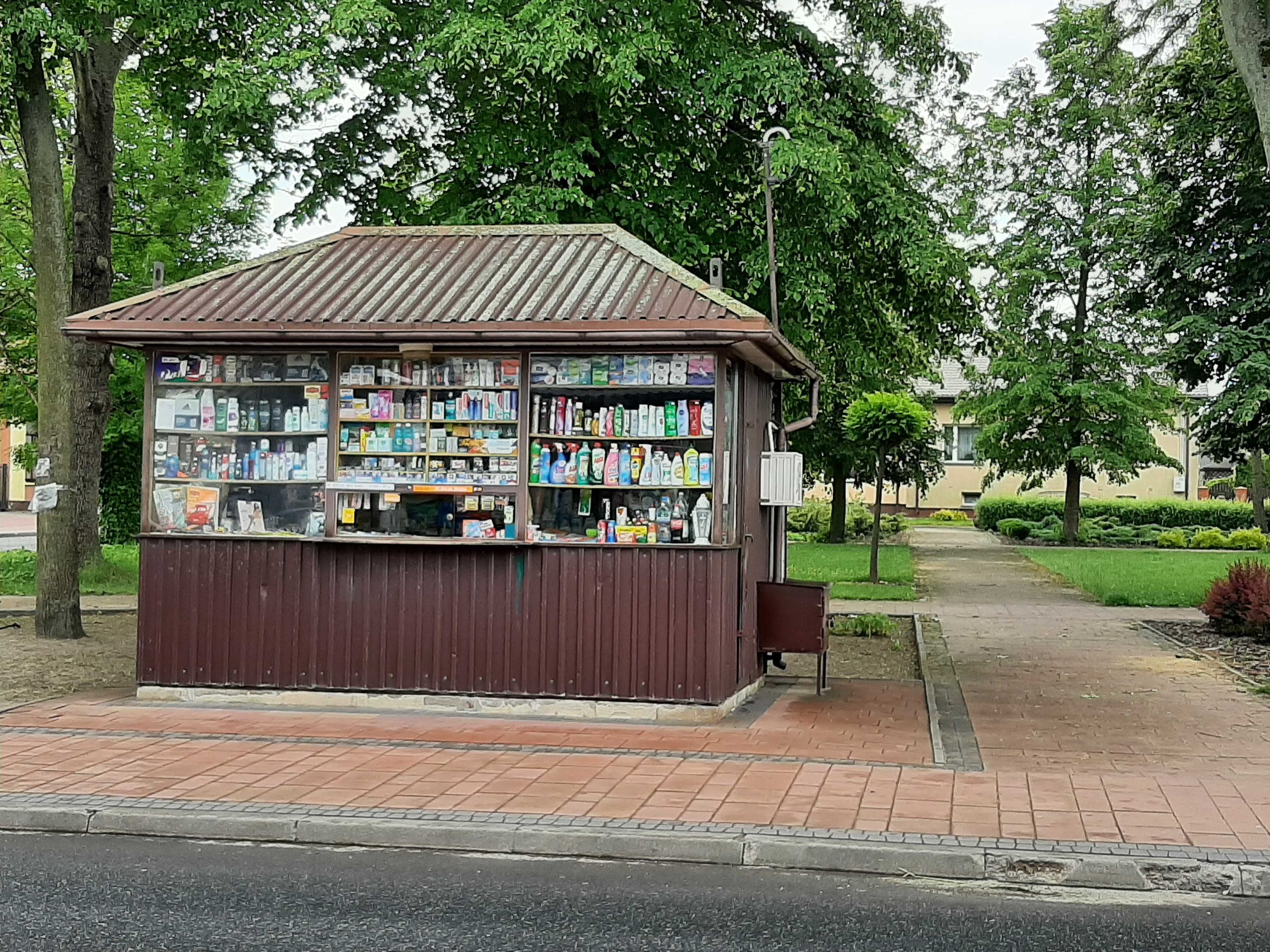 Sprzedam Kiosk w miejscowości Klwów przy trasie Radom-Tomaszów