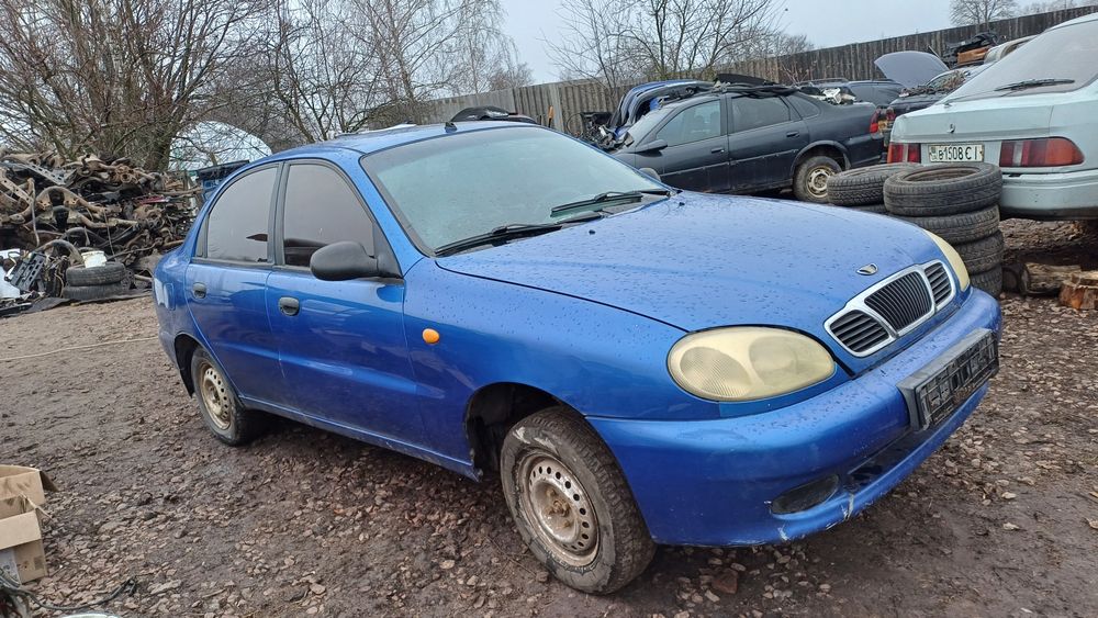 Продам Део Ланос на болты