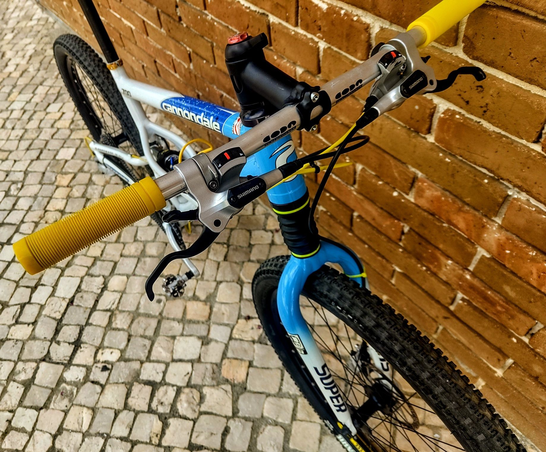 Cannondale Jekyll 700