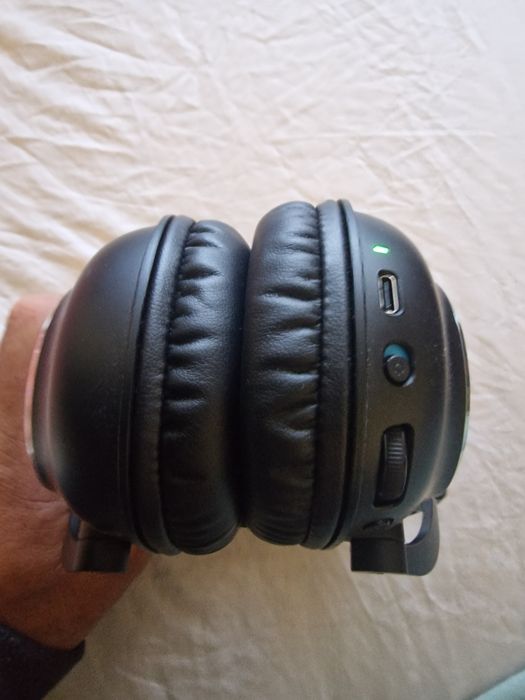 Używane słuchawki gamingowe Logitech GPro x. Doskonała jakość dźwięku