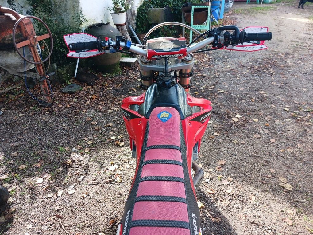 Crf 250x matrículada
