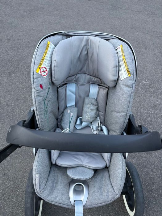 Продам Cybex Prime Koi  коляска  разом с Qloud Koi авто кресло люлька