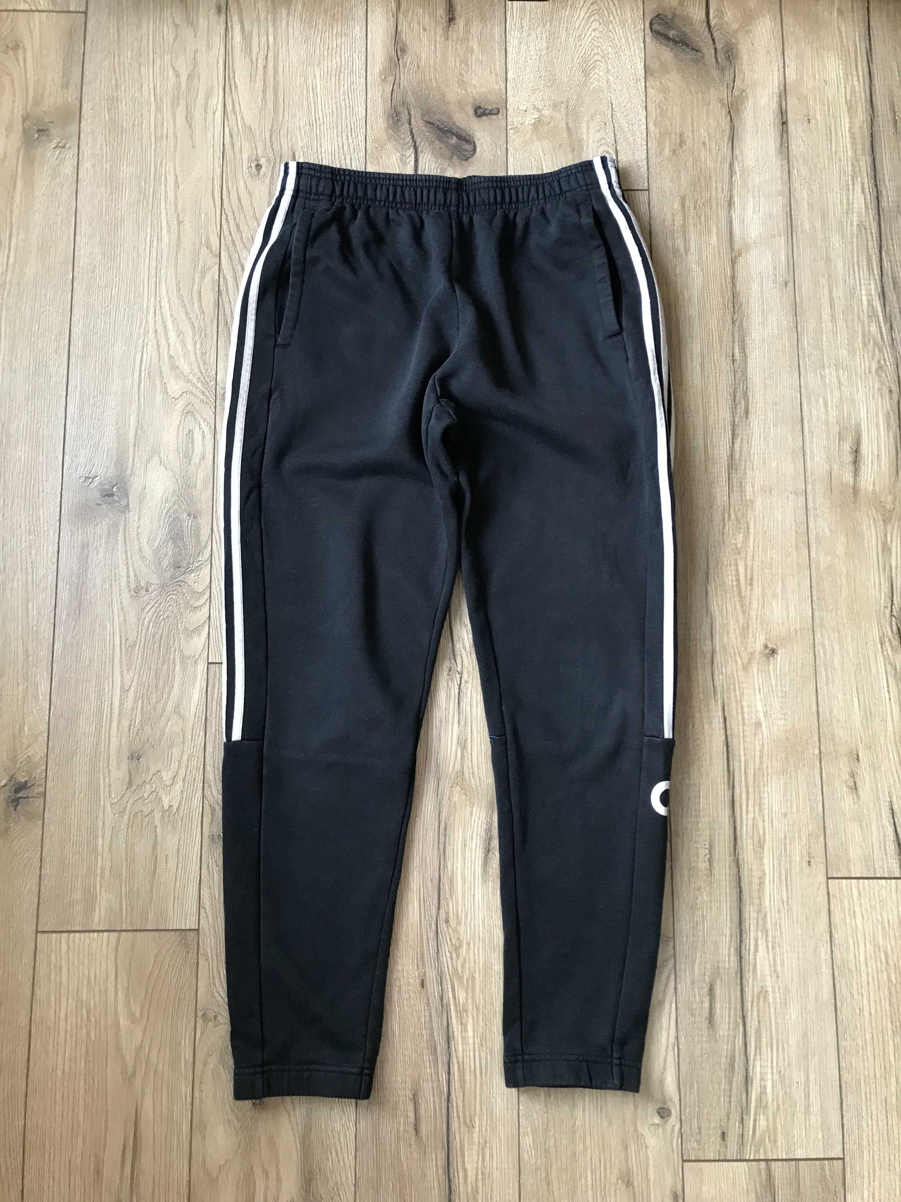 Spodnie dresowe Adidas Slim rozm. M