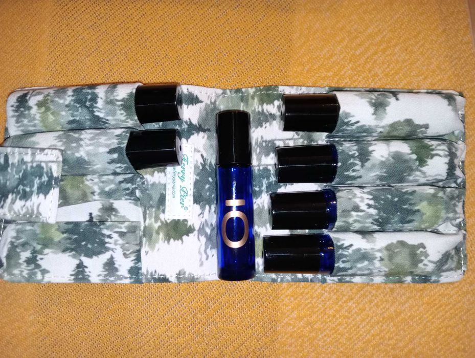 8 sztuk 10 ml Roll On Szklane Butelki na olejki, perfumy+organizer