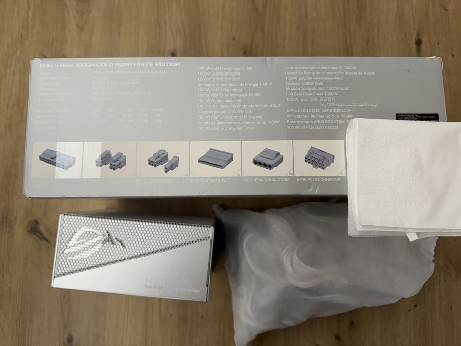 Fonte De Alimentação Asus ROG STRIX (1000W - ATX - 100-240V)