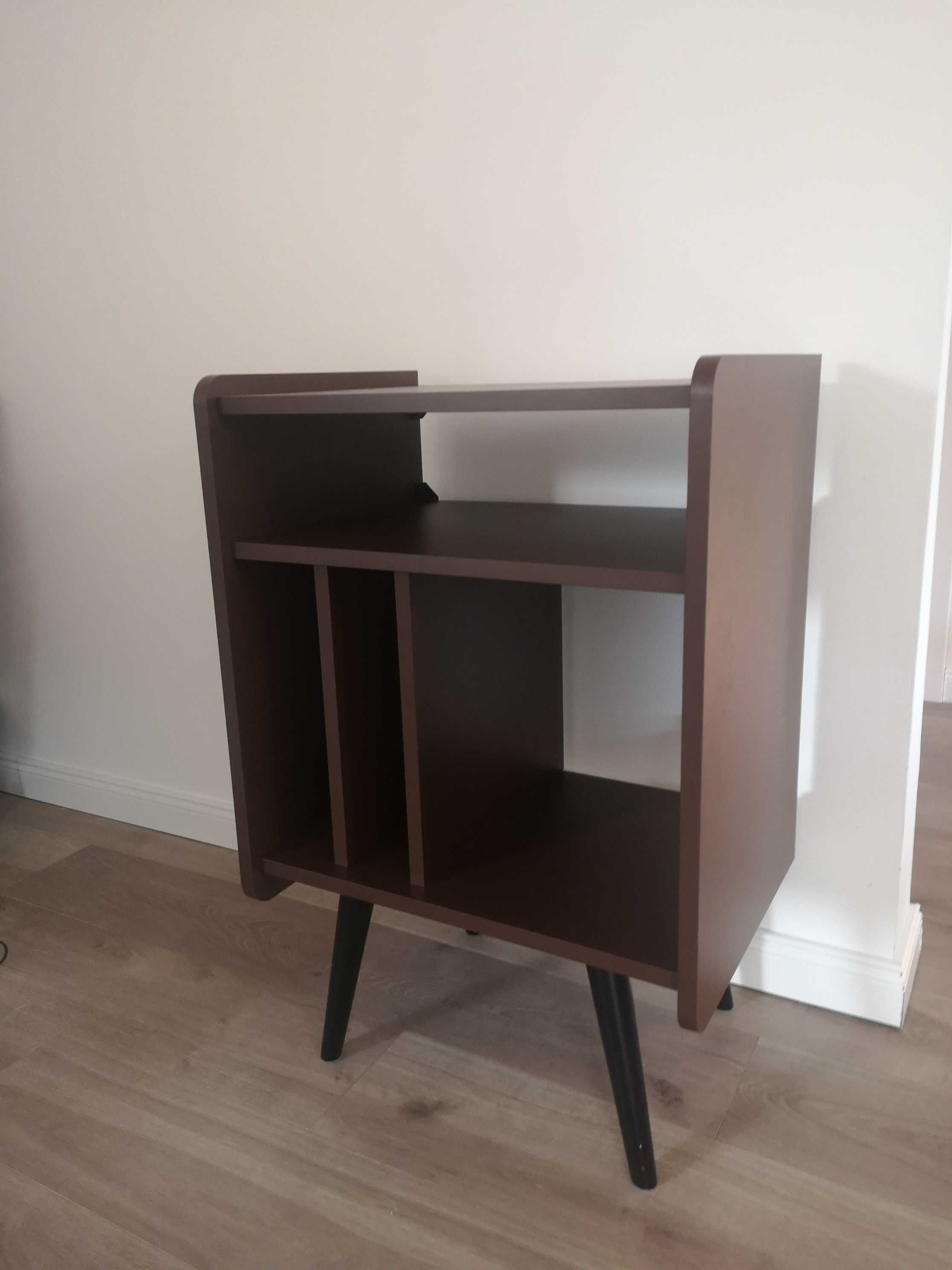 Retro szafka pod gramofon z wzmacniaczem