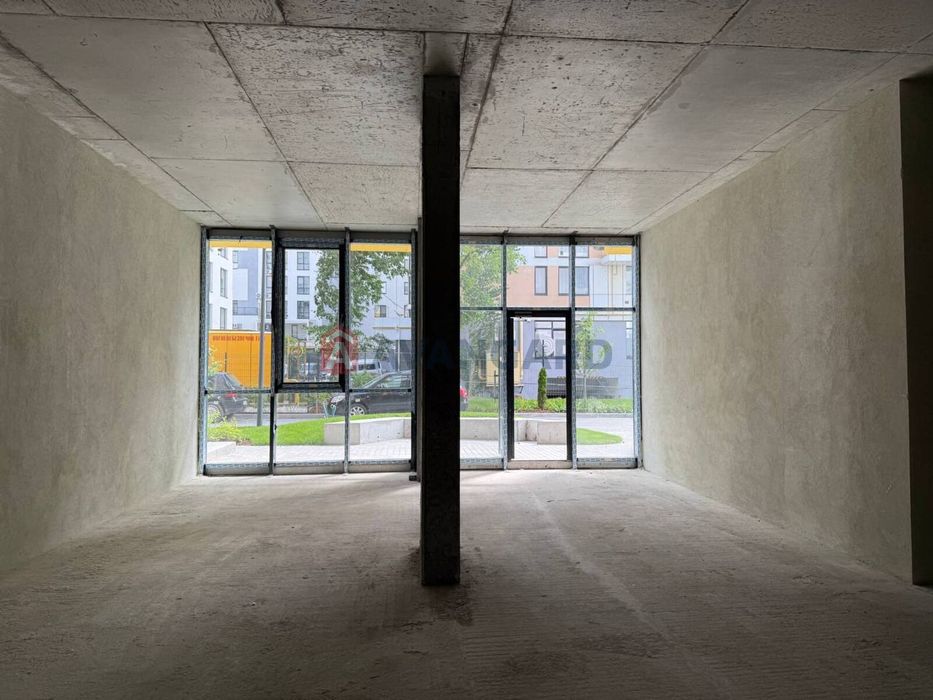 Оренда комерції 84 м2 в Аурум Санрайз на Пимоненка / фасадне