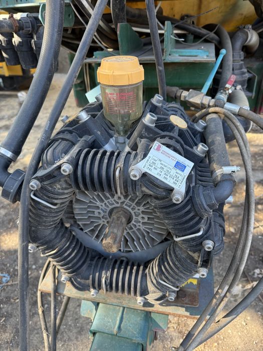 Оприскувач причепний