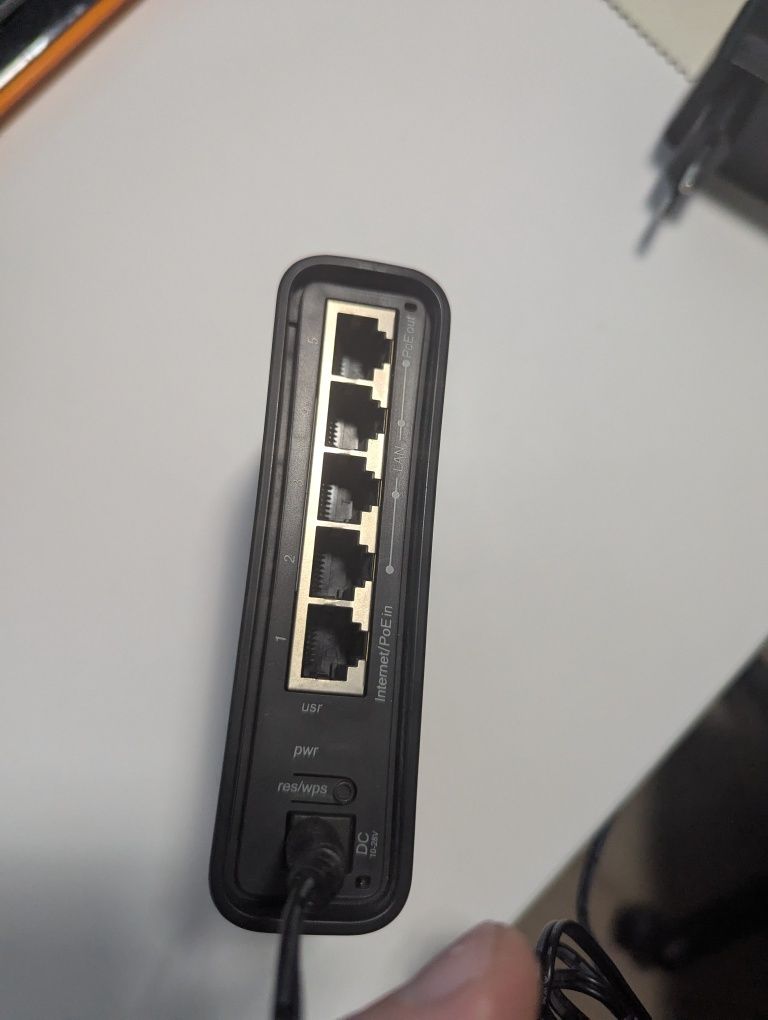 Wi-Fi роутер MikroTik hAP ac lite