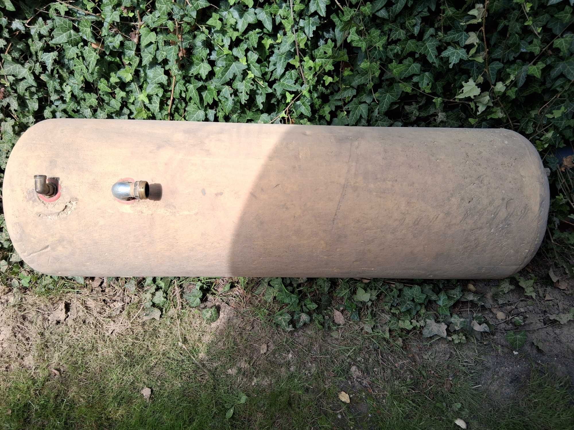 Bojler 140 litrów.