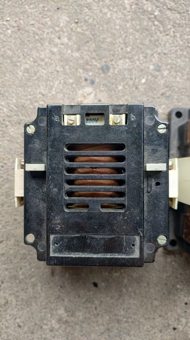 Контактор пускатель ID-5 100А / 220В / 50Гц