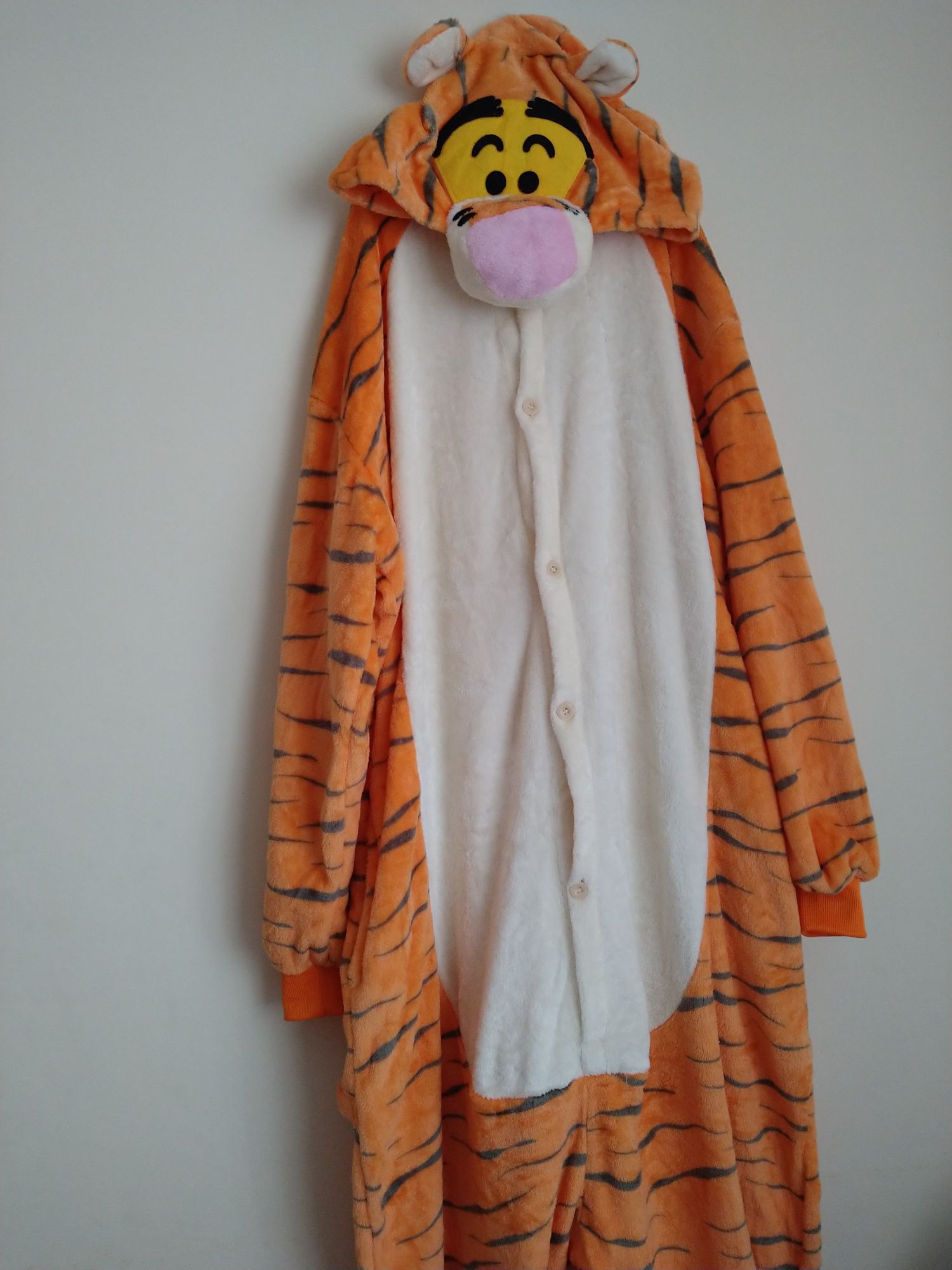 Strój kombinezon onesie Tygrys tygrysek Kubuś Puchatek Disney