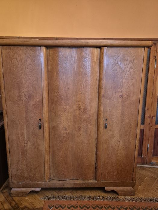 Szafa drewniana 3-drzwiowa