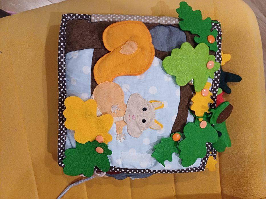 Książeczka sensoryczna Las