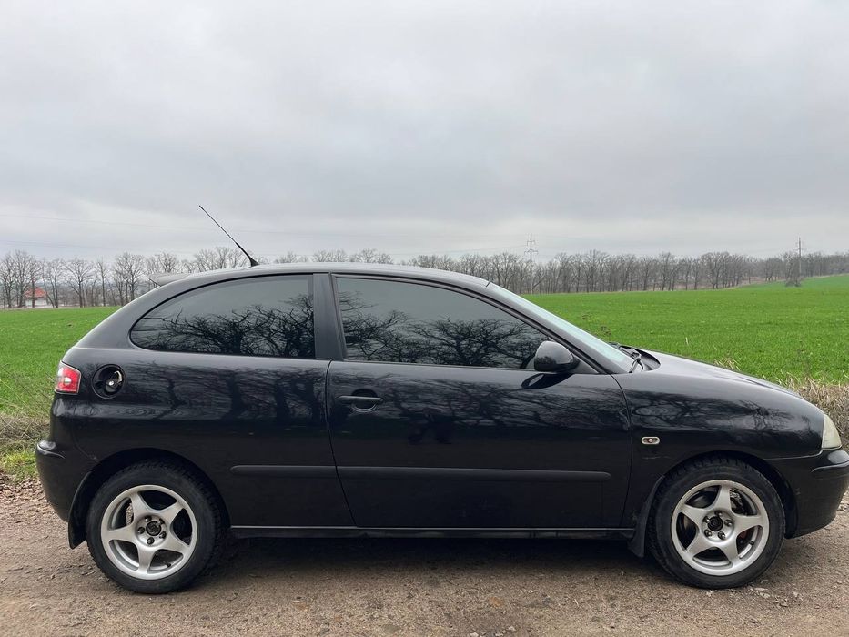 Seat Ibiza 2004 рік