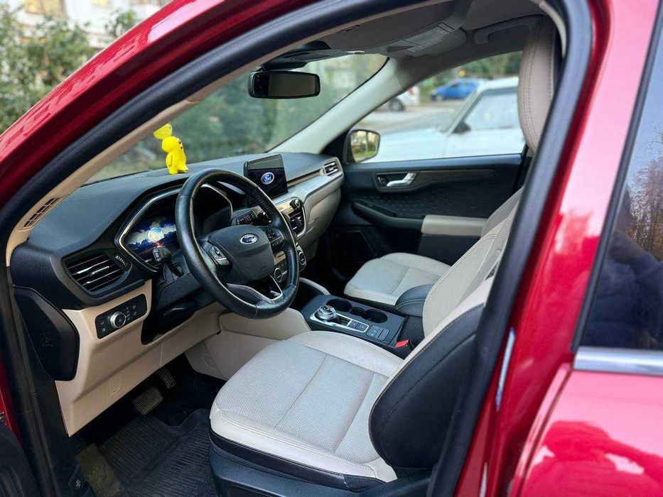 Ford Escape 2019 Titanium Hybrid 2.5L