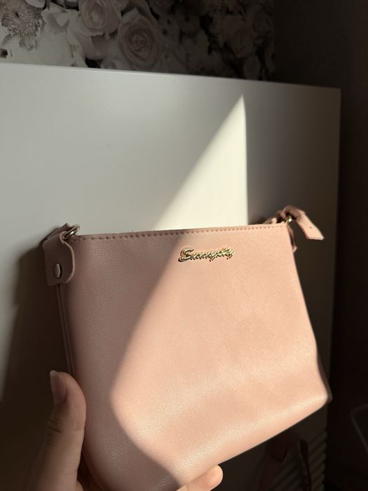 Гарша рожева сумочка через плече