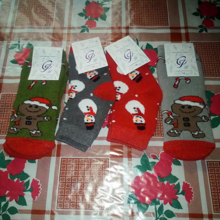 продаж шкарпеток різних розмірів зимових