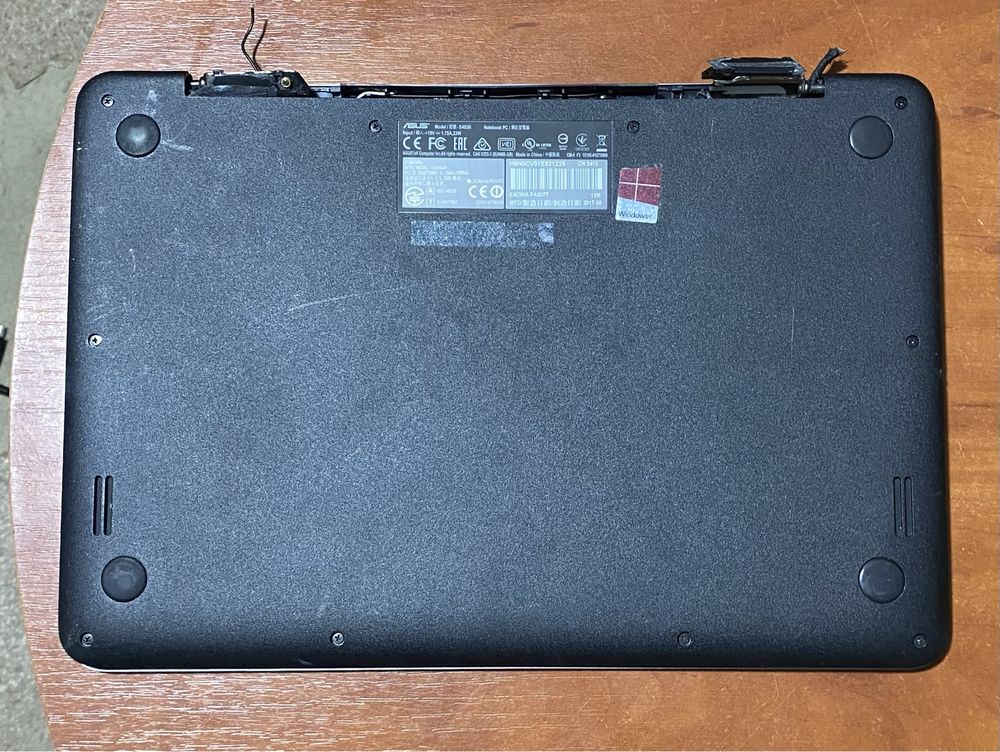 Ноутбук Asus E403N 14"/ на запчастини! N1991