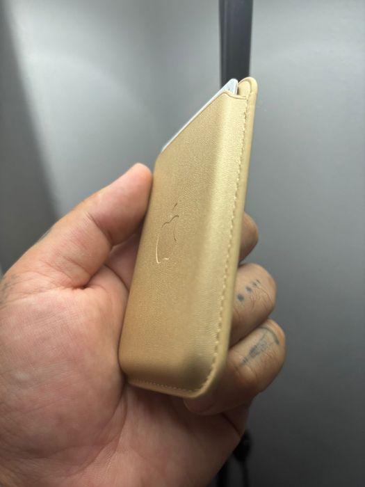 Capa em pele apple magsafe