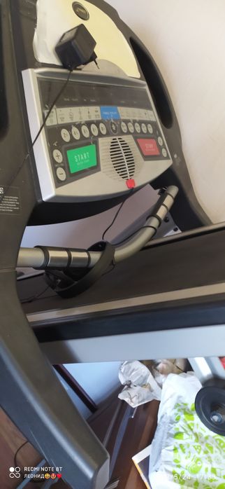 Продам беговую дорожку.